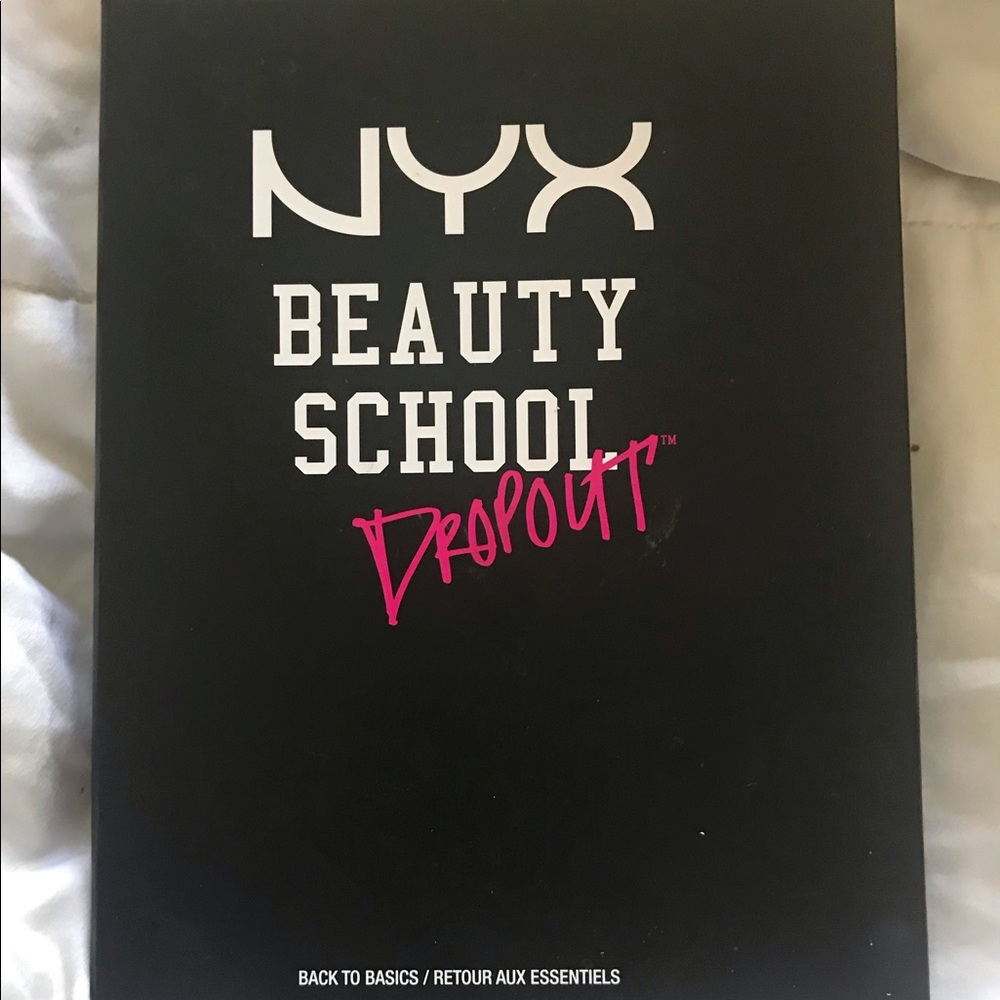 Nyx Cosmetics Beauty School Dropout Huge Palette